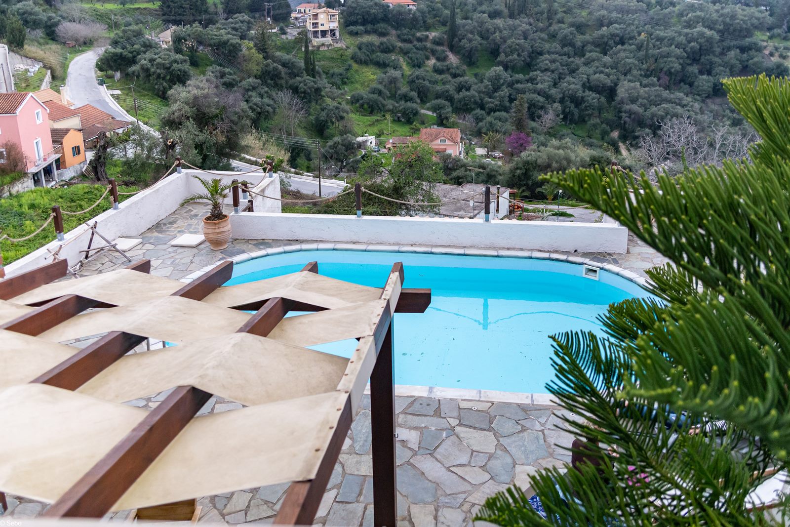  house for rent with private swimming pool and beautiful view on Corfu